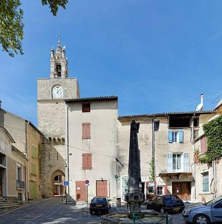 Charmante Maison De Village Au Coeur Du Luberon Hébergement de vacances *